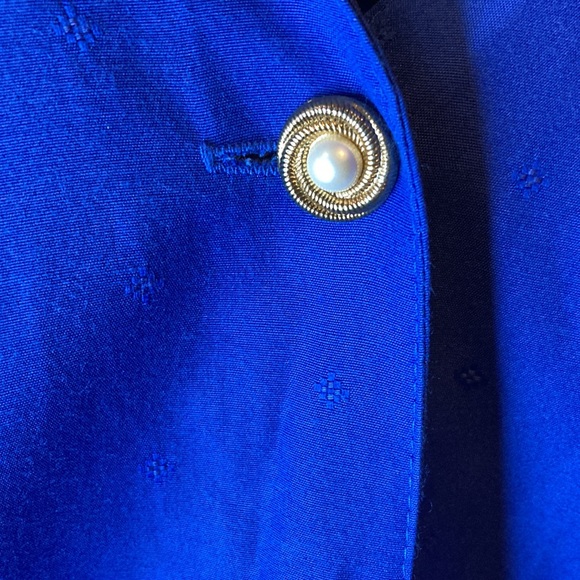 💐 vintage Pearl button up royal blue vintage blouse - Picture 3 of 6